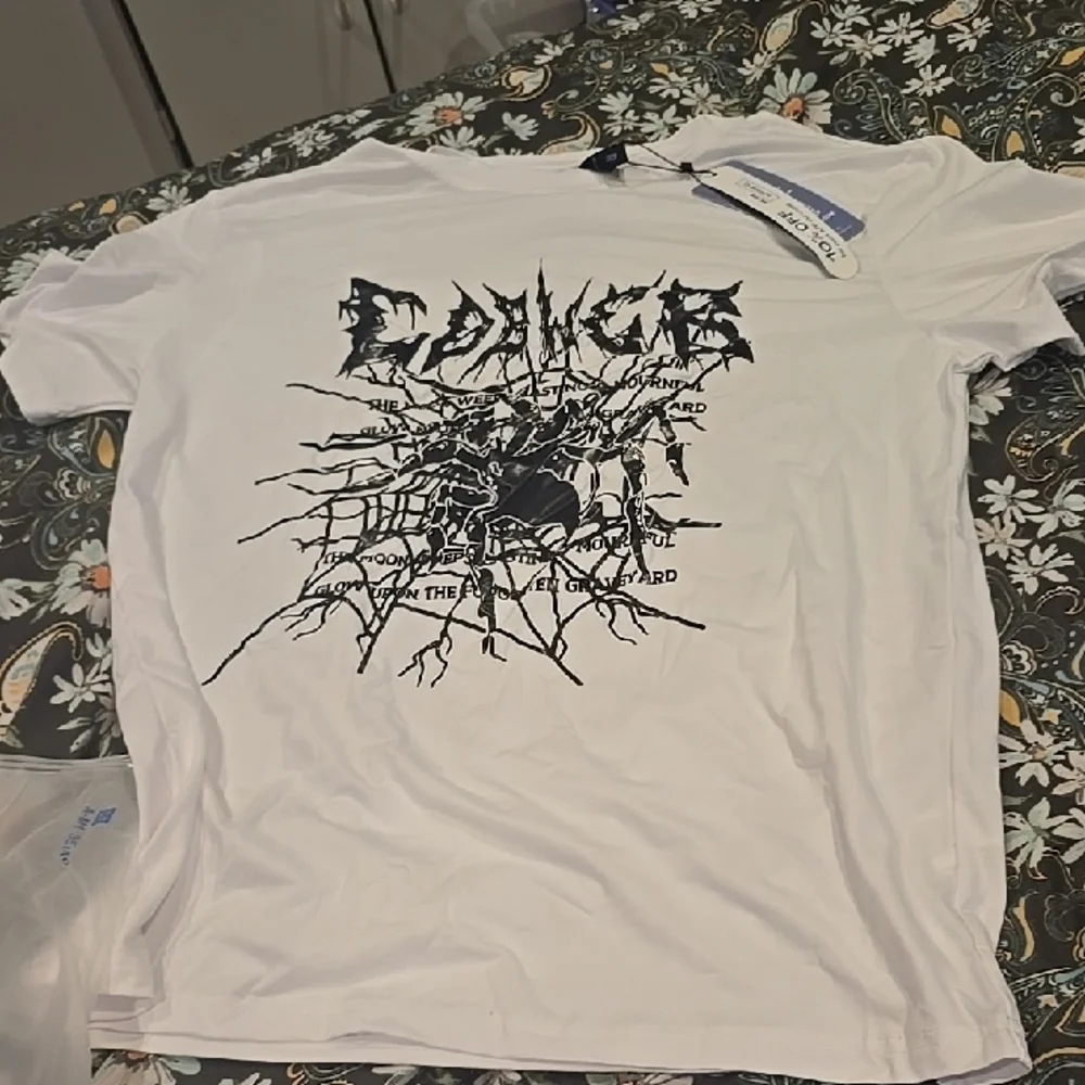 ❤️10/$40 New White Graphic Men's T-Shirt
